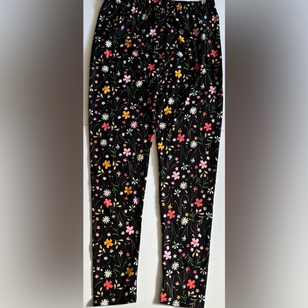 3/$18 | Printed Leggings | Mix & Match